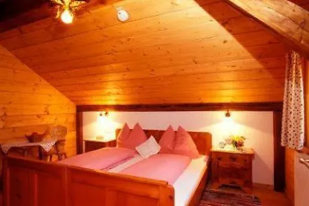 Feriegård Kinder-bauernhof Ederbauer *